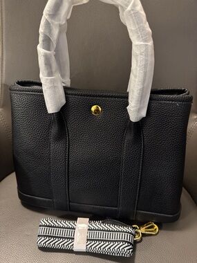 Black Pebbled Leather Garden Tote Bag with Removable Strap